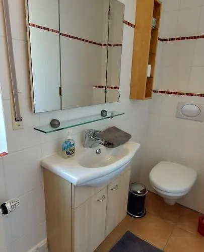 Guest house Gaestezimmer Weinberg